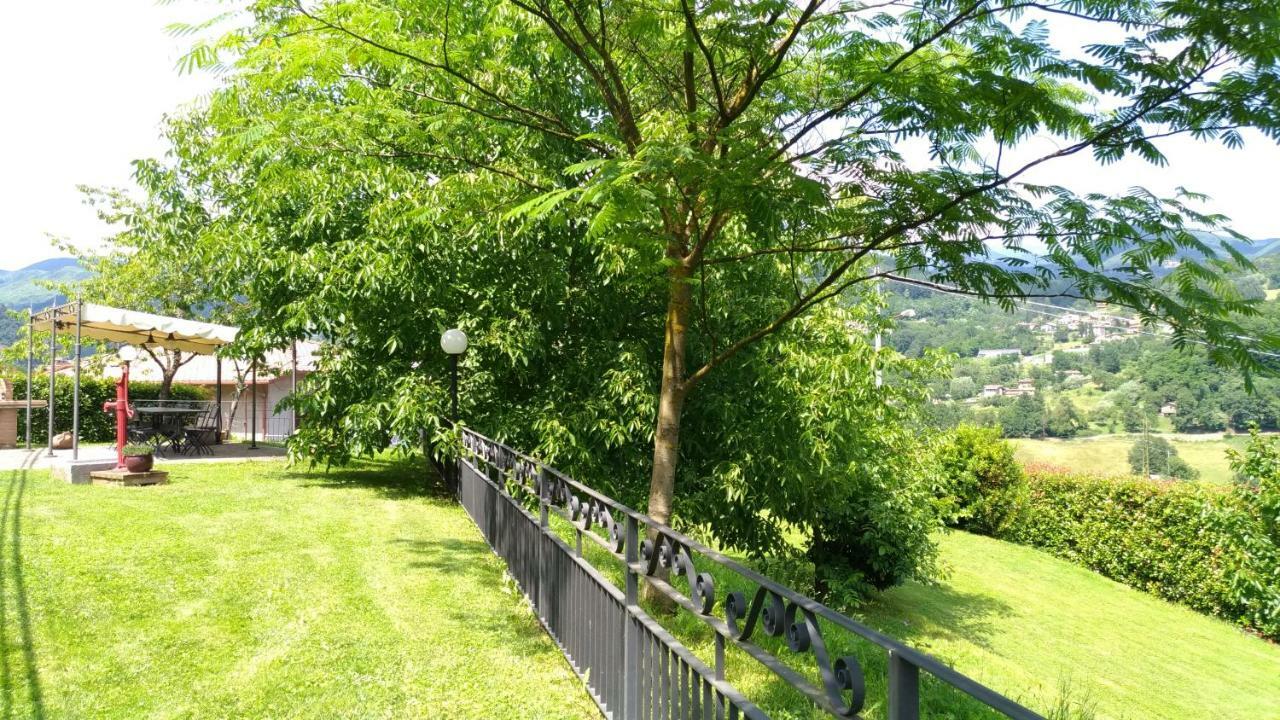 Bed and Breakfast La Collina Dei Franchi Camporgiano Экстерьер фото
